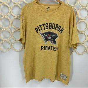 Pittsburgh pirates baseball T-shirt